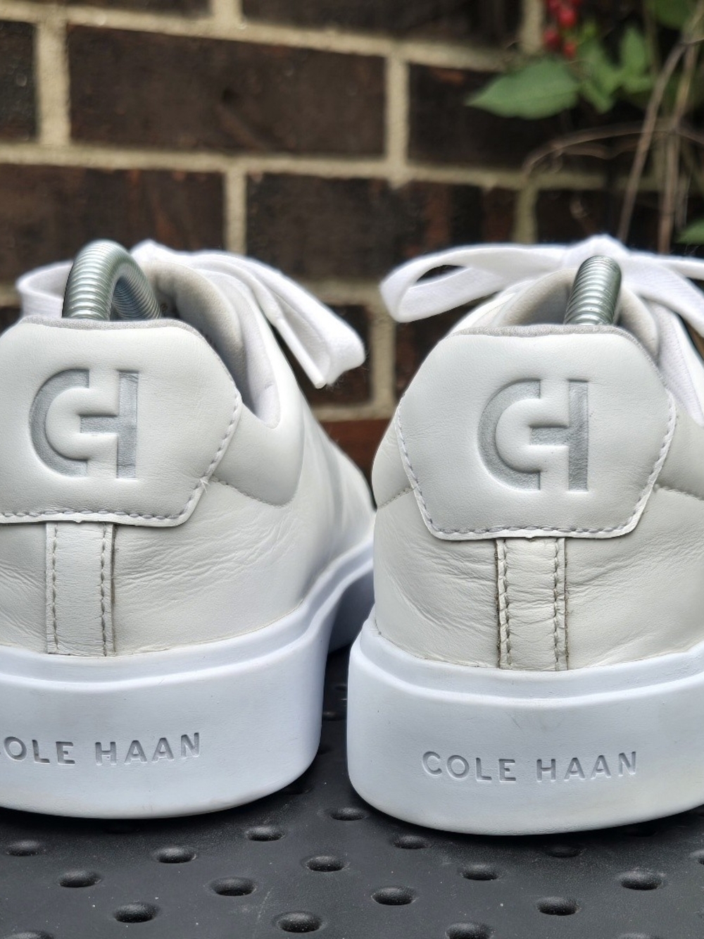 Cole Haan White Leather Grand Crosscourt Traveler Sneakers Women's 10B - Picture 5 of 6
